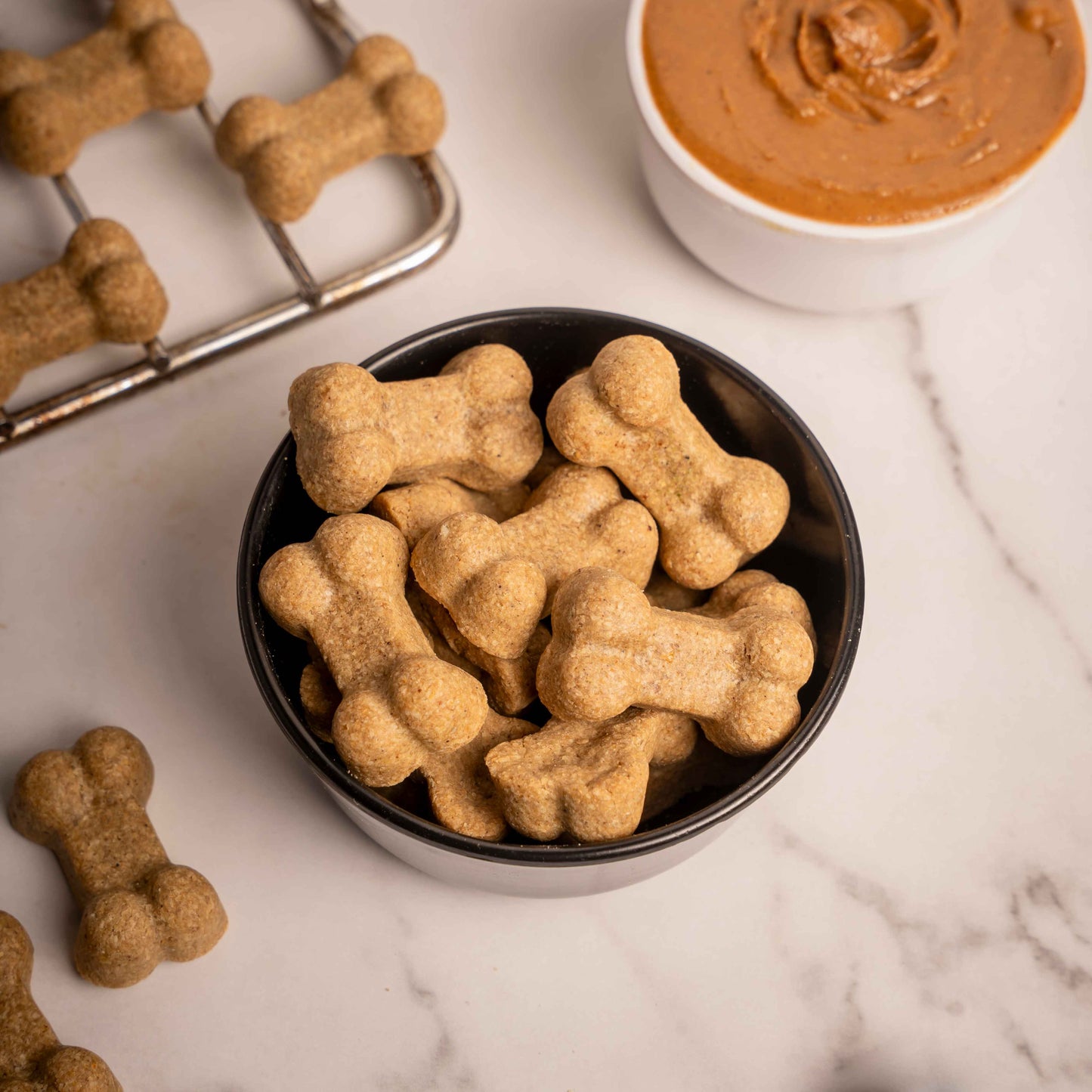 Peanut Butter, Banana & Oats Vegetarian Cookies For Dogs